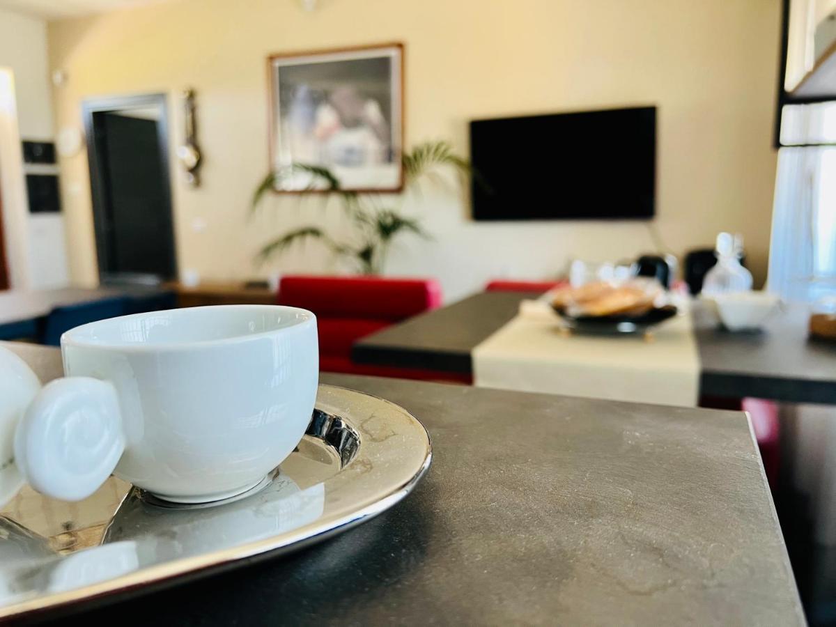 Bombrelais Bed & Breakfast Apice Екстериор снимка